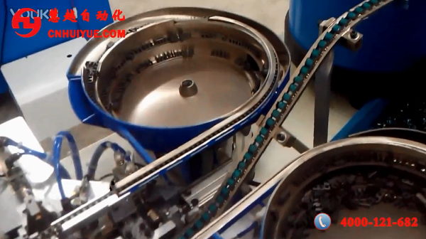 全自動磁芯組裝包膠機(jī)實物圖 全自動磁芯組裝包膠機(jī)實物圖