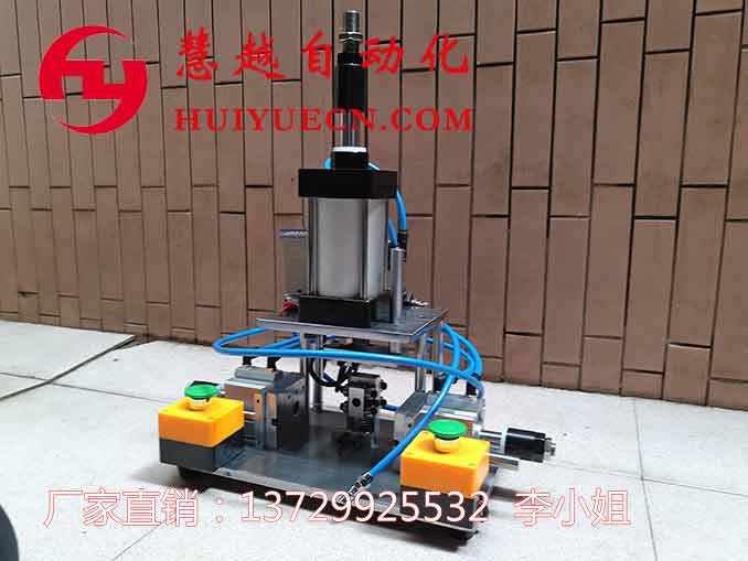 四面壓平機(jī) 四面壓平機(jī)